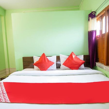 Hotel O Taj International Baharampur Екстериор снимка