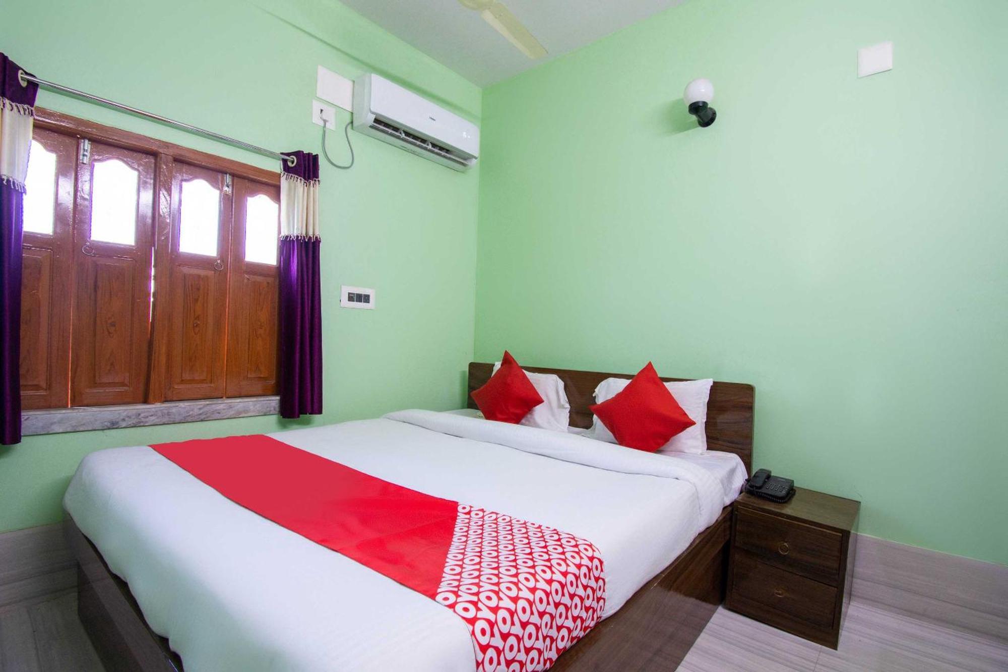 Hotel O Taj International Baharampur Екстериор снимка