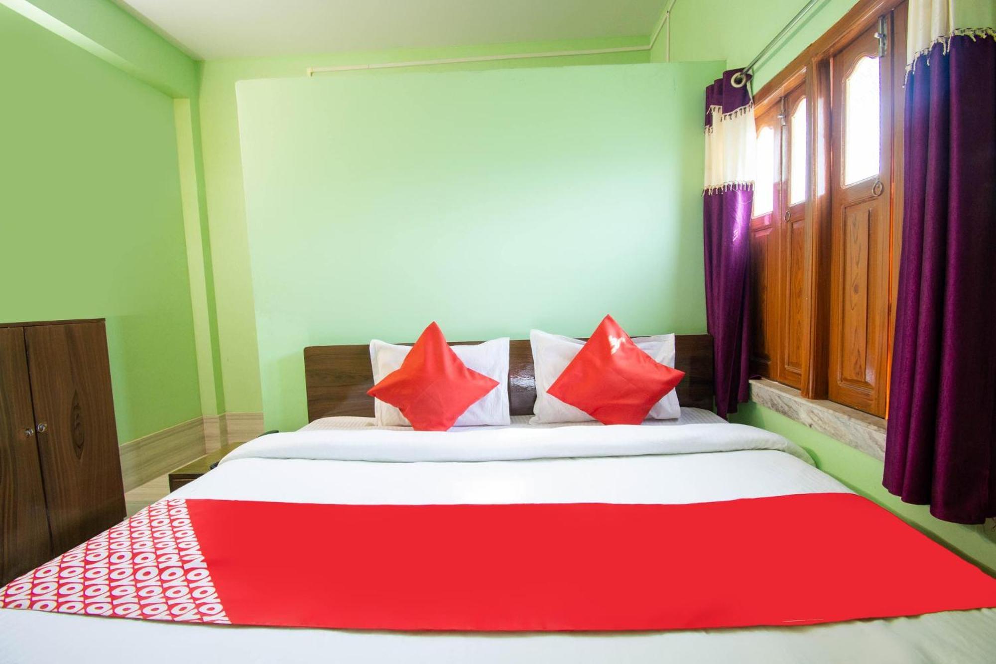 Hotel O Taj International Baharampur Екстериор снимка